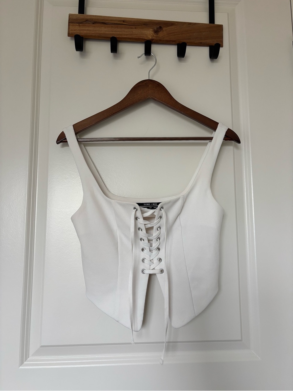 Urban Outfitters Silence + Noise lace up white tank top. Size Small. - Picture 4 of 4